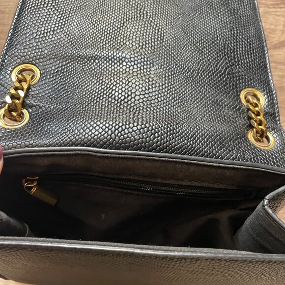 ASOS Design dragon infinity purse, gold chain adjustable strap, magnetic closure - Picture 4 of 4